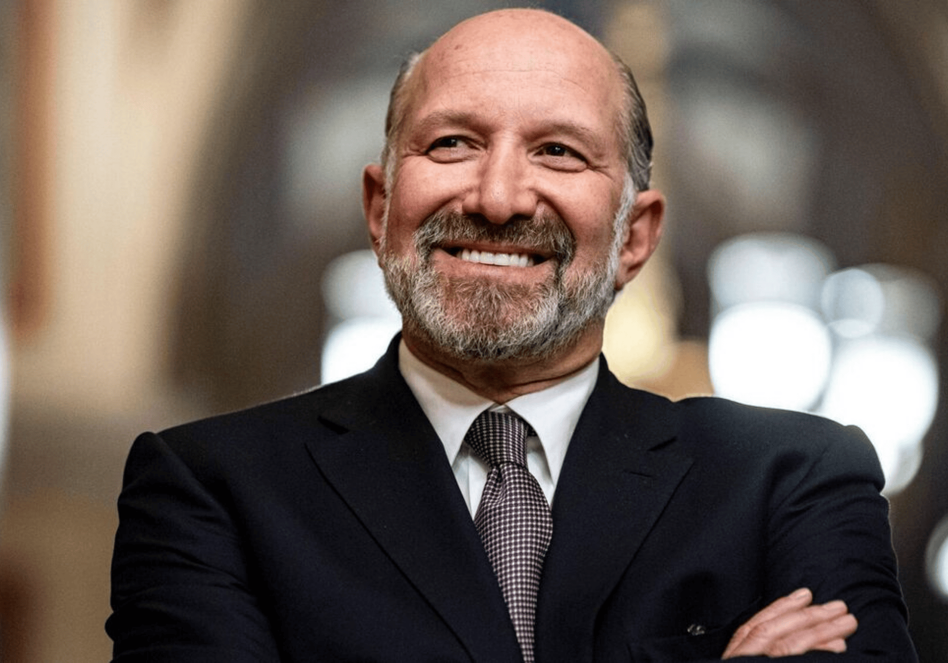 Lutnick Reverses Tax Exemption for E-Commerce Purchases
